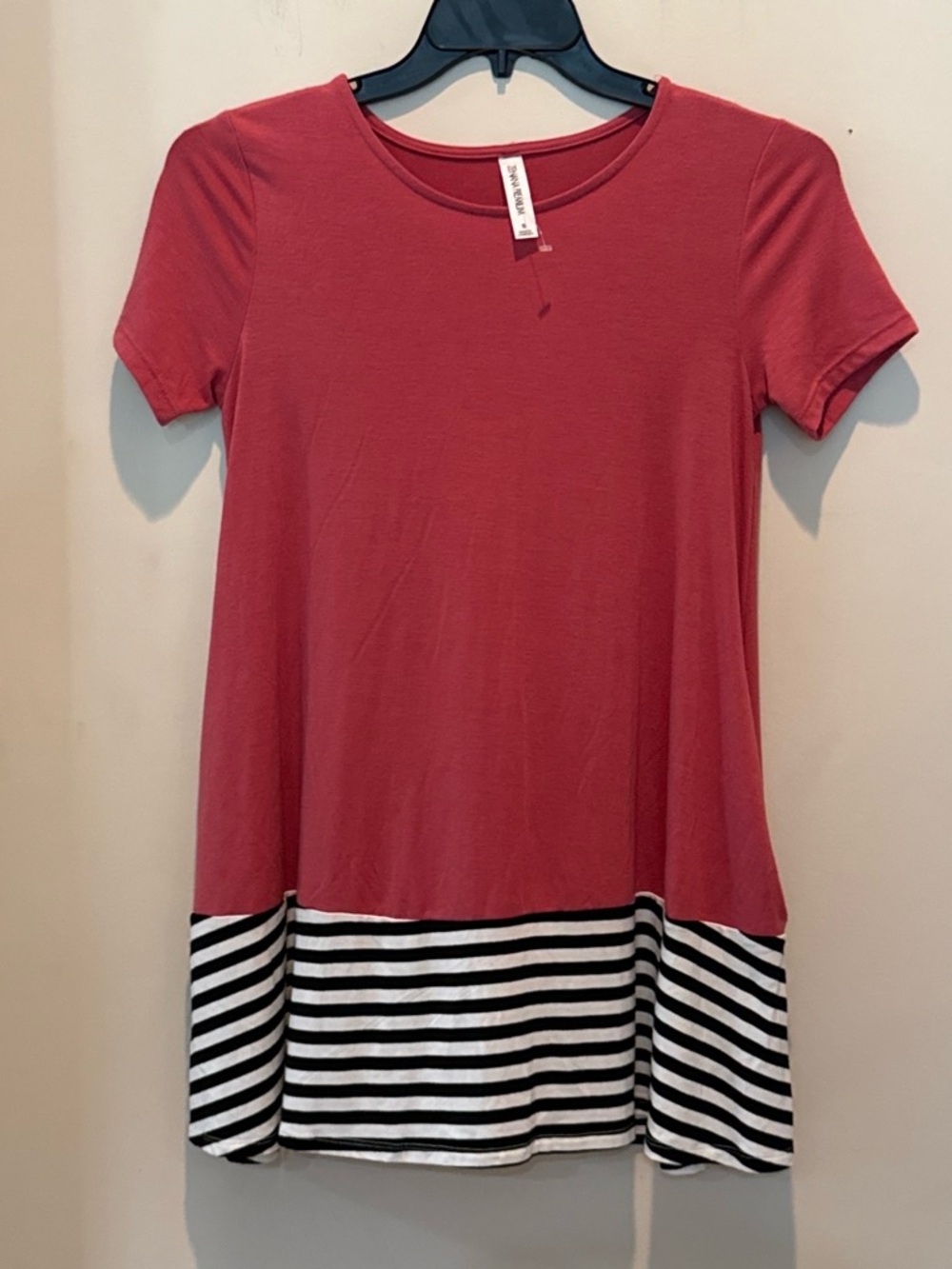 Zenana Outfitters Coral Short-Sleeve Tunic with Black & White Striped Hem